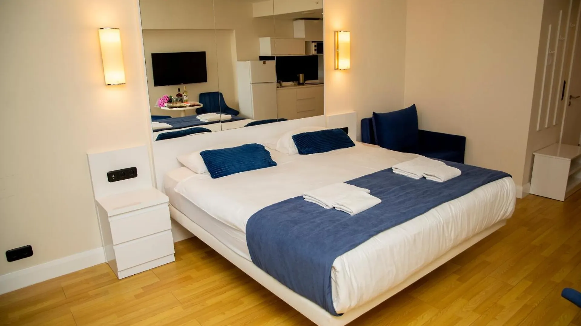 Beautiful Apartments Near The Sea - Orbi City N8 Batumi