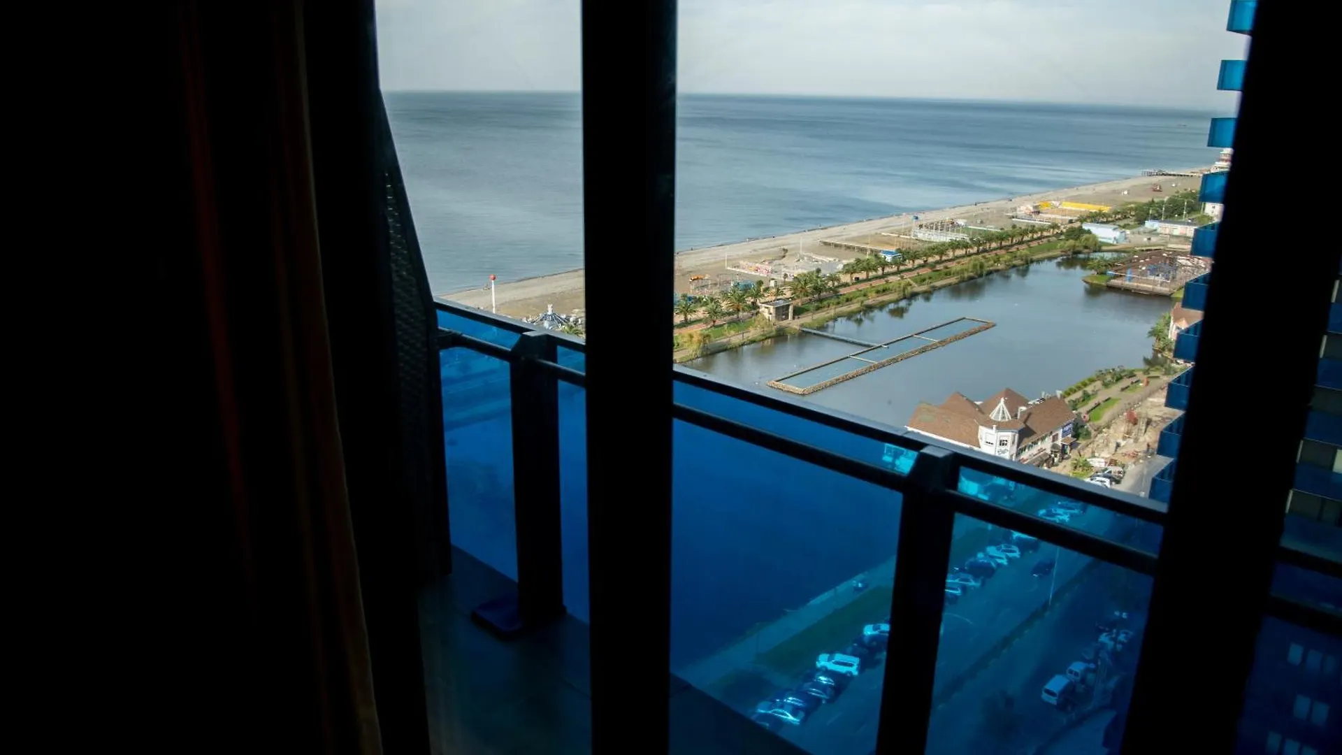 Beautiful Apartments Near The Sea - Orbi City N8 Batumi Hotel